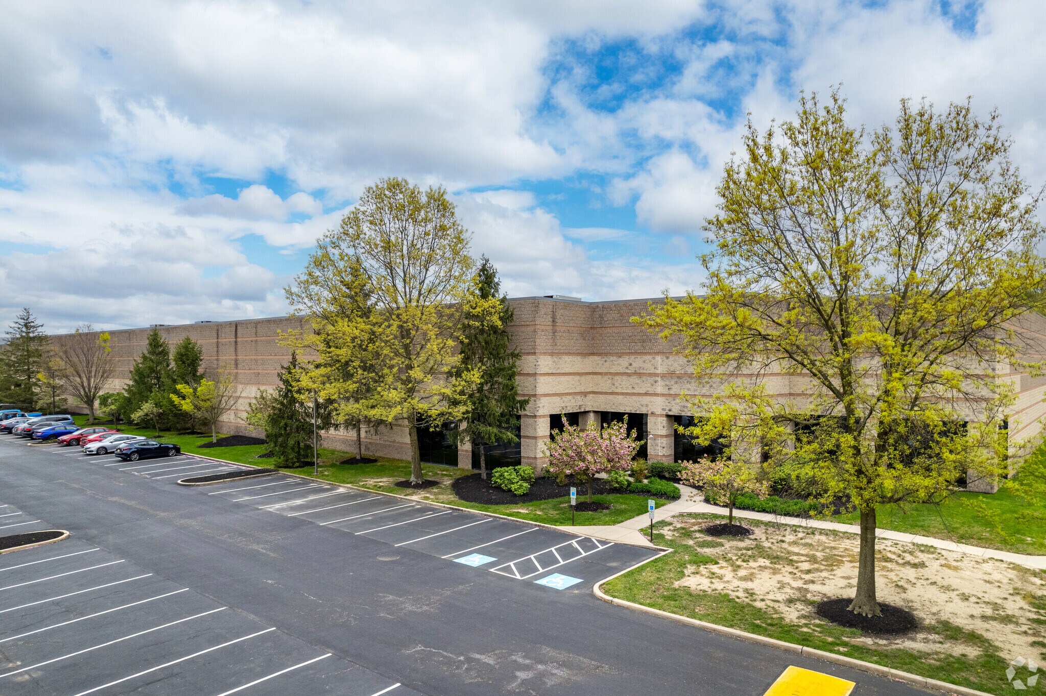 1225 Forest Pky, West Deptford, NJ à louer Photo principale– Image 1 sur 19
