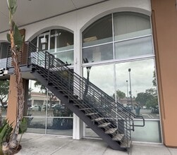 24100 El Toro Rd, Laguna Woods, CA à louer Photo de l’immeuble– Image 1 sur 20