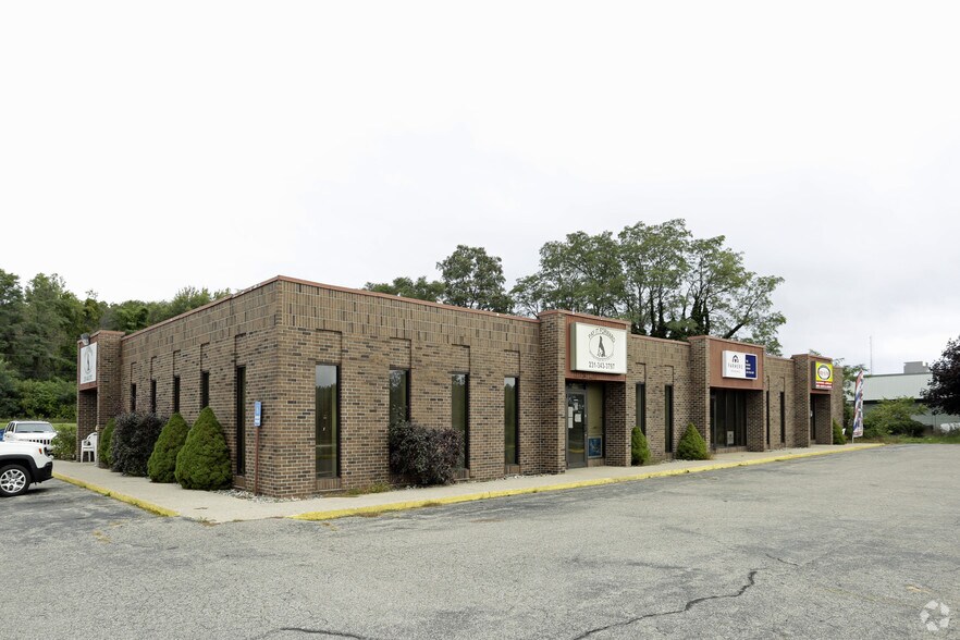 90-96 Seaway Dr, Muskegon, MI à vendre - Photo principale – Image 1 sur 5