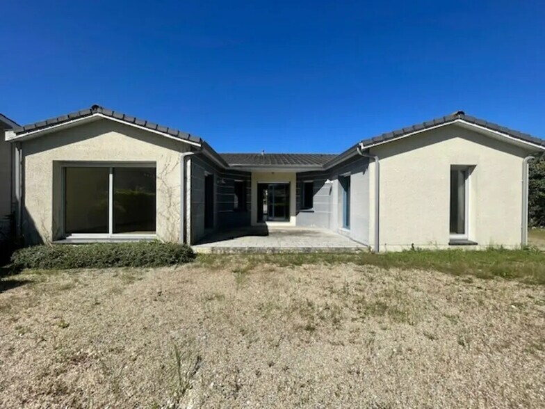 Local commercial dans Mérignac à vendre - Photo de l’immeuble – Image 2 sur 12