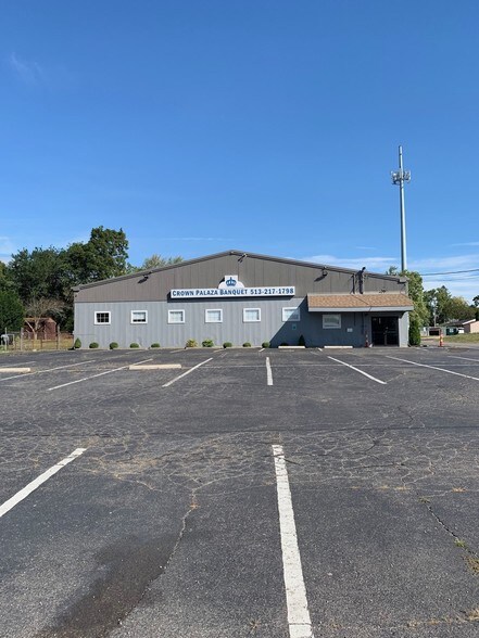 6962 Coles Rd, Middletown, OH à louer - Photo de l’immeuble – Image 2 sur 61