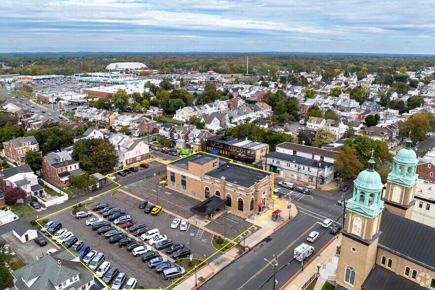 891 Brunswick Ave, Trenton, NJ à vendre - Aérien – Image 1 sur 14