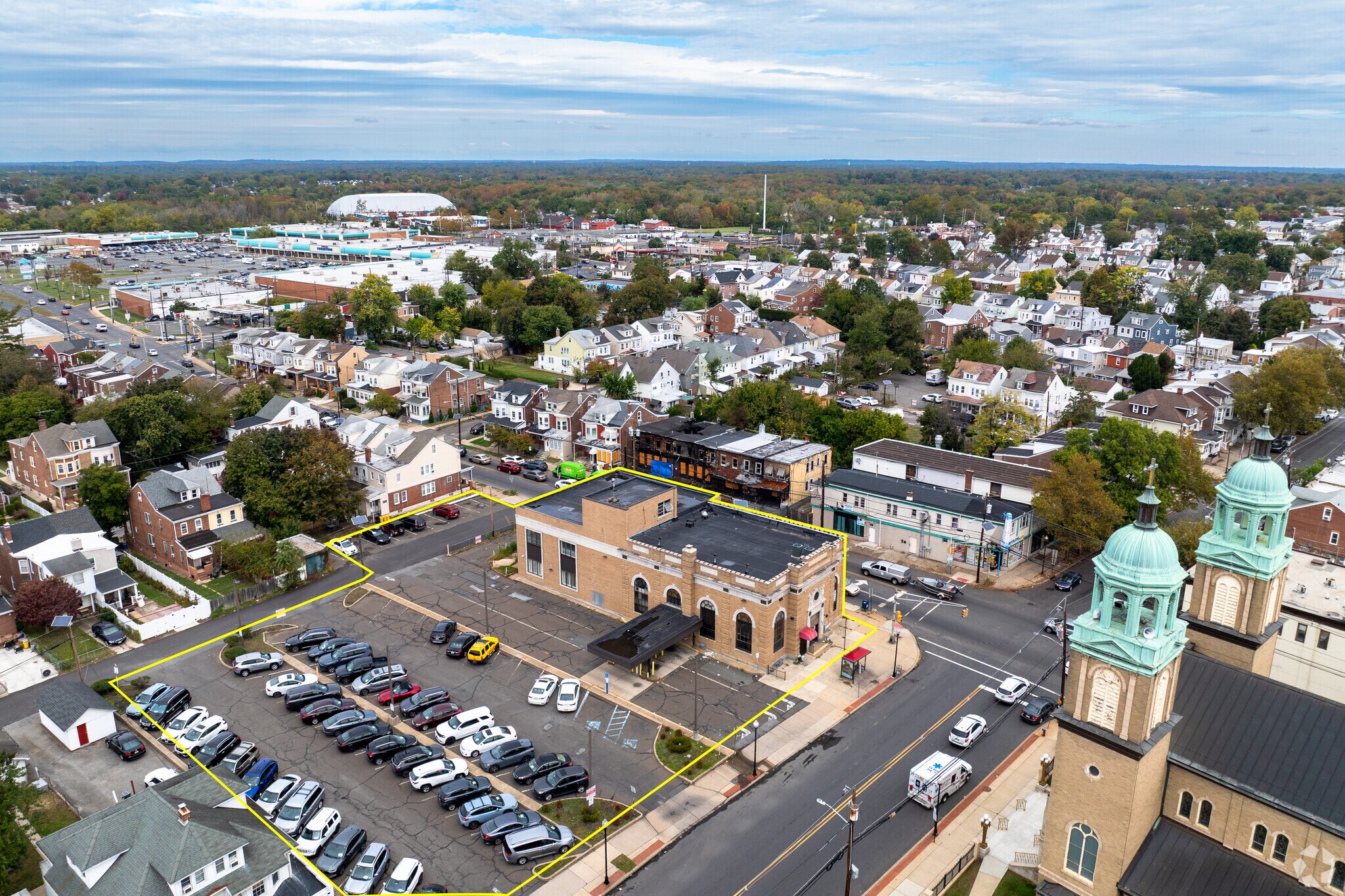 891 Brunswick Ave, Trenton, NJ à vendre Photo principale– Image 1 sur 16