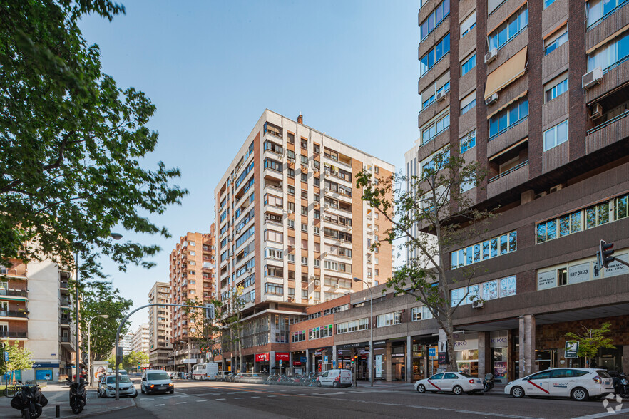 Calle Orense, 16, Madrid, Madrid à louer - Photo de l’immeuble – Image 2 sur 3