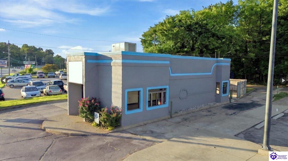 541 W Dixie Ave, Elizabethtown, KY à vendre - Vidéo sur l’annonce professionnelle – Image 2 sur 26