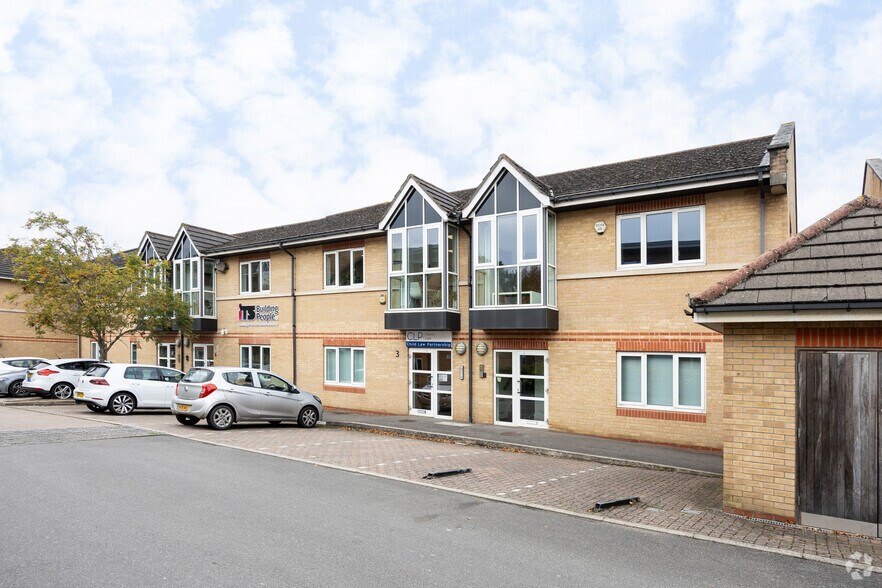 3 Faraday Rd, Guildford à vendre - Photo de l’immeuble – Image 2 sur 4
