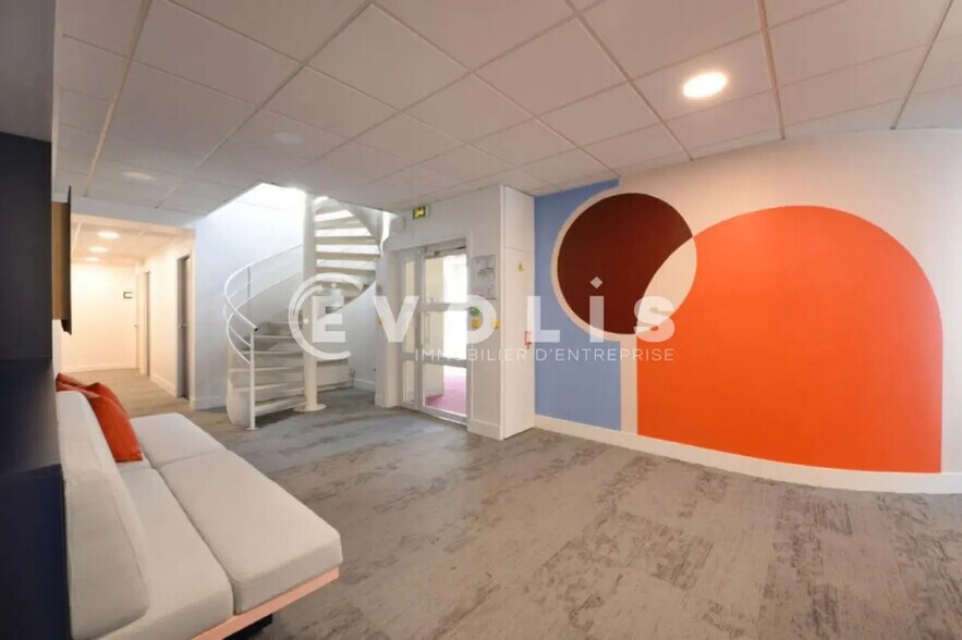 Bureau dans Paris à louer - Photo de l’immeuble – Image 2 sur 11