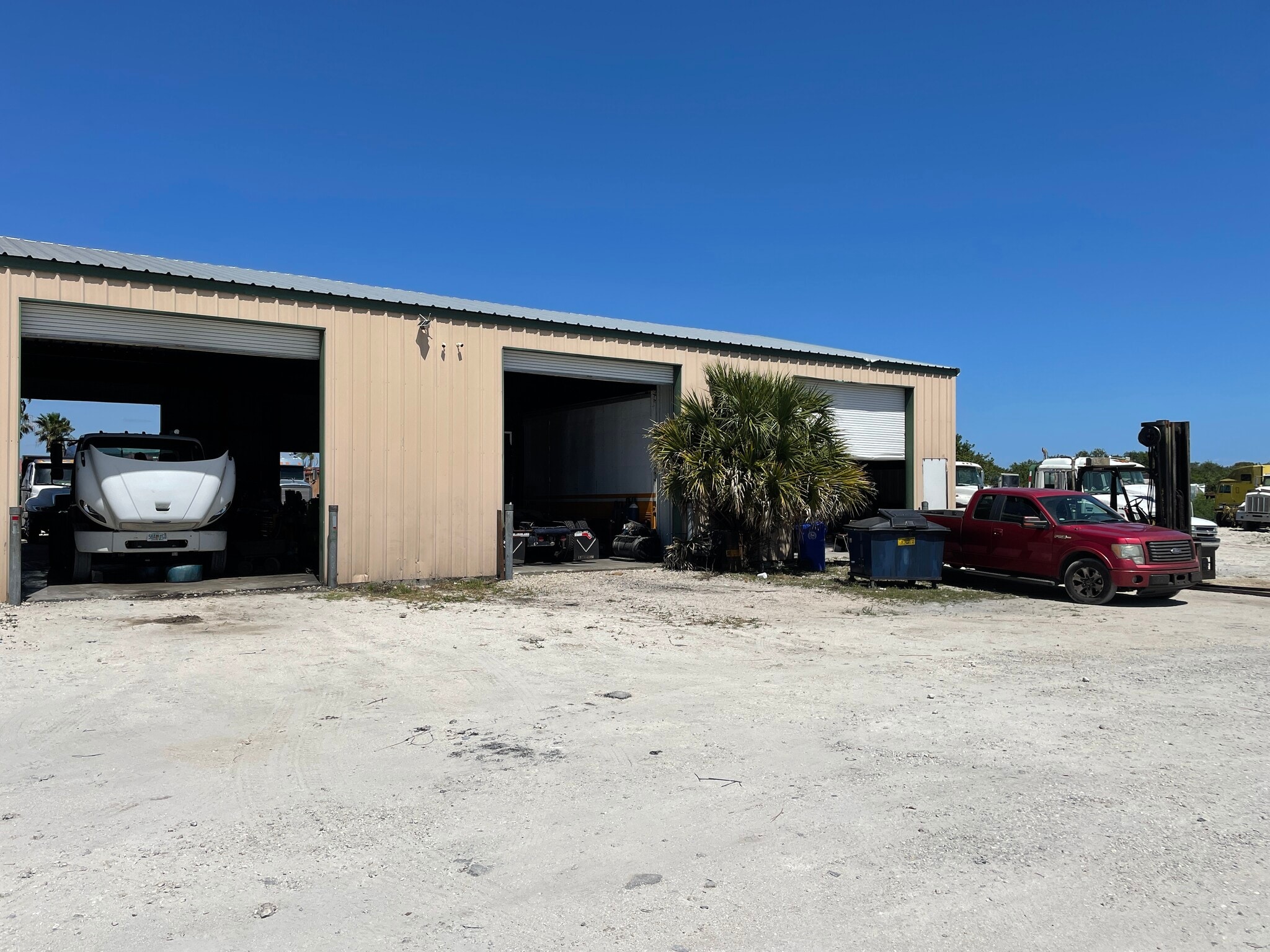 27107 US Highway 27, Moore Haven, FL à vendre Photo principale– Image 1 sur 13