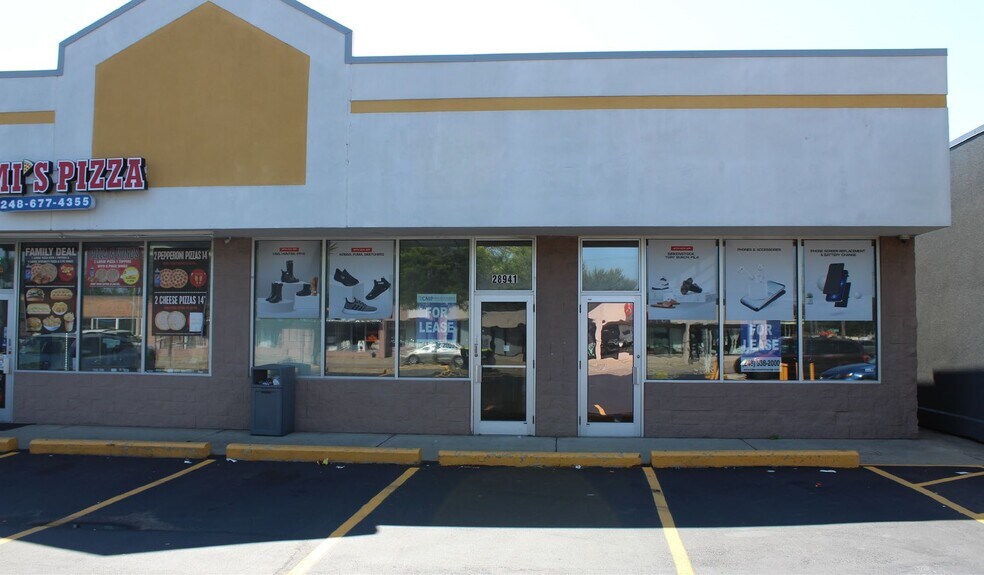 28905-28941 John R Rd, Madison Heights, MI à louer - Photo de l’immeuble – Image 2 sur 3