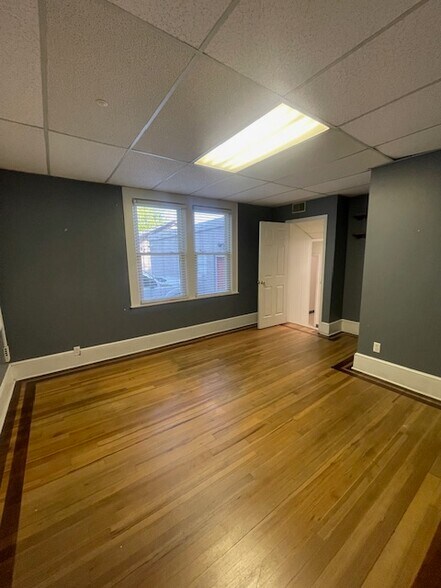 1421 N Limestone St, Gaffney, SC à vendre - Photo intérieure – Image 2 sur 12