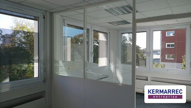 Plus de détails pour Bureau à louer