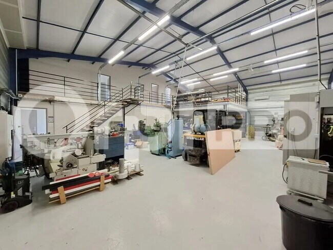 Plus de détails pour 450 Route D'Aucamville, Verdun-sur-Garonne - Local d’activités à vendre