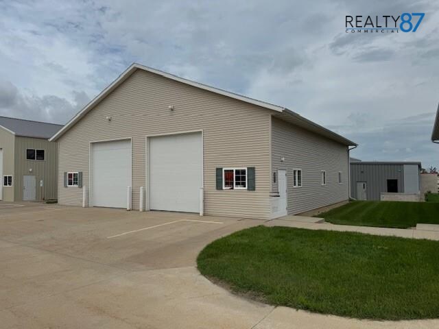 1178 Capital Dr SW, Cedar Rapids, IA à louer - Photo de l’immeuble – Image 3 sur 3