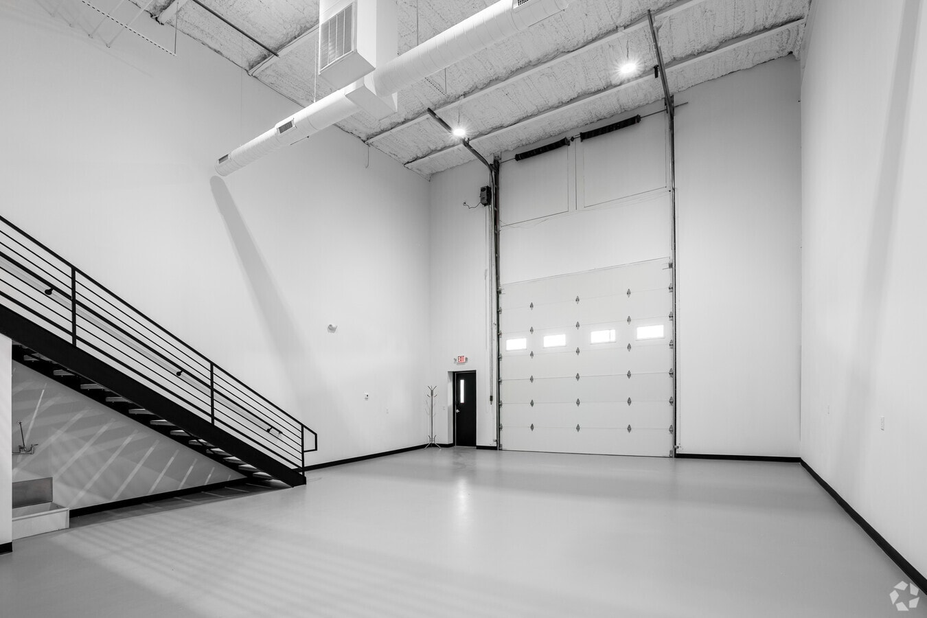 7700 Broadway Ext, Oklahoma City, OK 73116 - Lot D4 - - Photo intérieure - Image 1 of 8