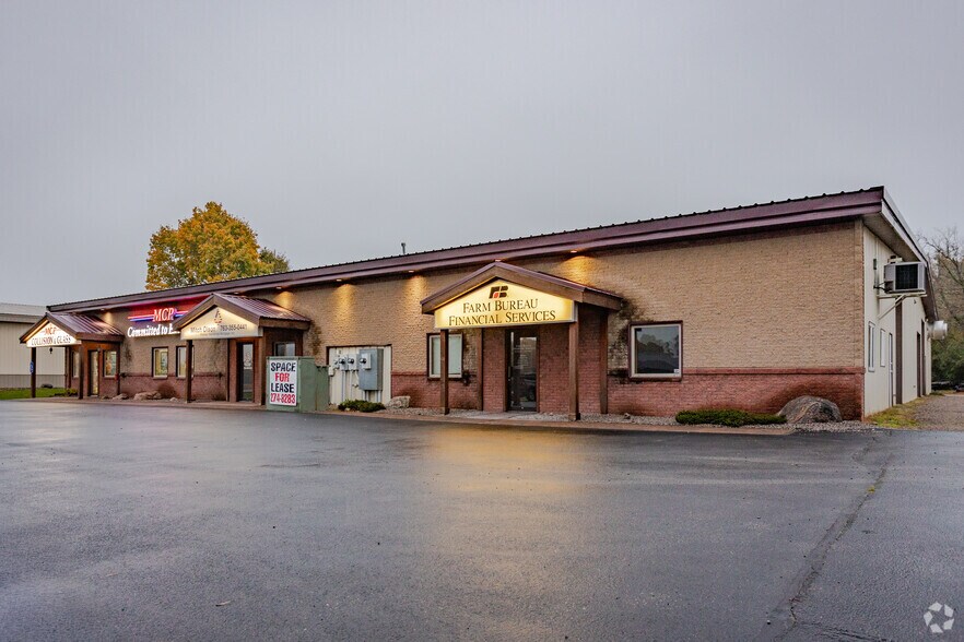 980 Elm St E, Annandale, MN à louer - Photo principale – Image 1 sur 2