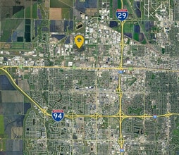 1001 NE 12th Ave, West Fargo, ND - VUE AÉRIENNE  vue de carte - Image1
