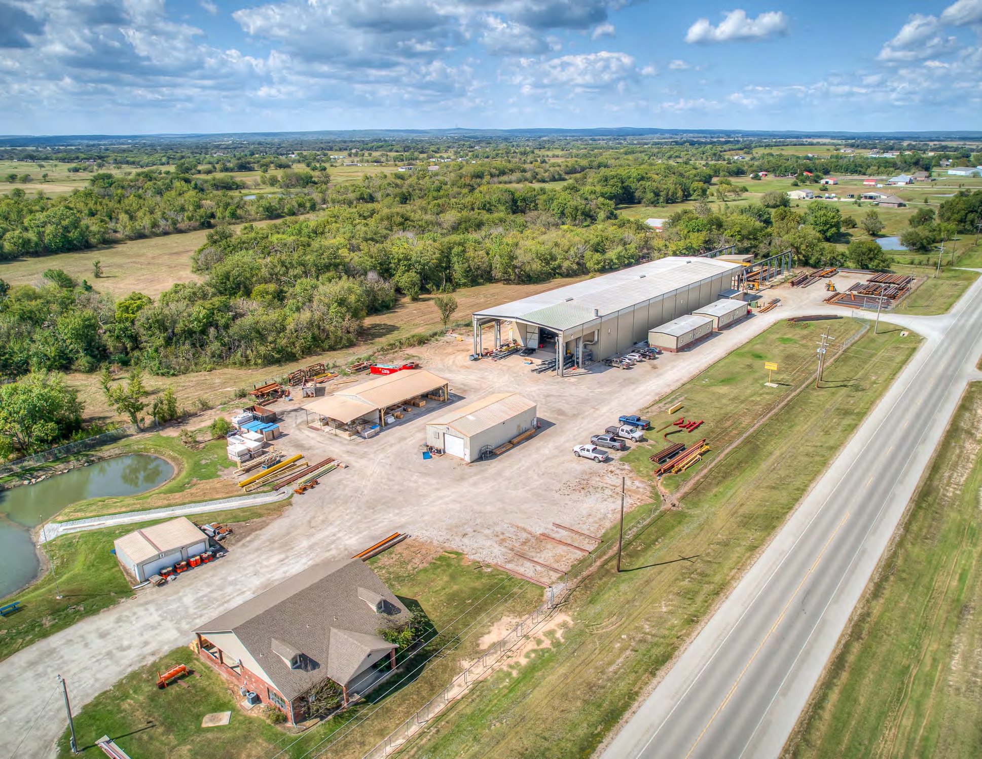 6615 US 75, Beggs, OK à vendre Photo principale– Image 1 sur 6