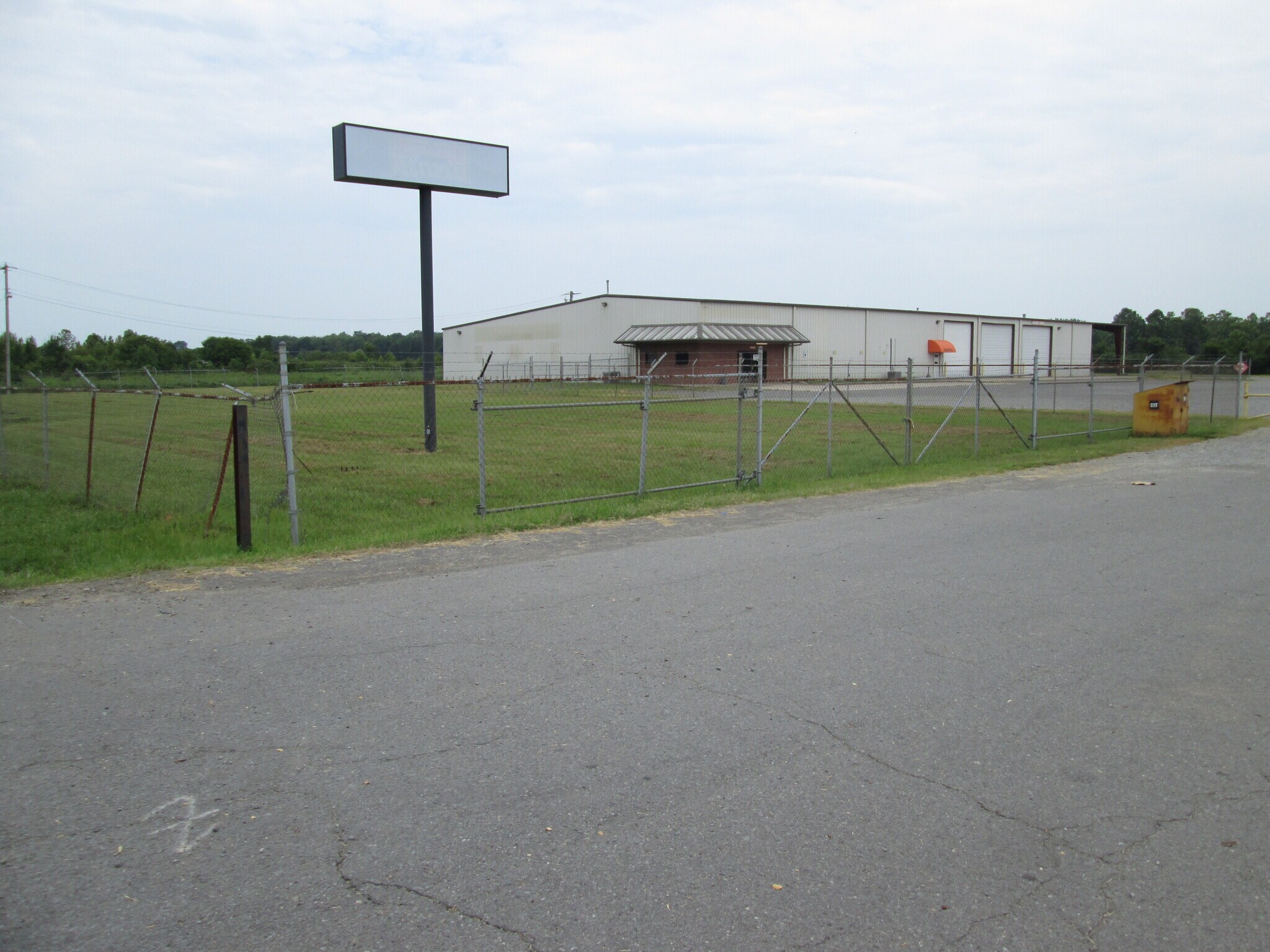 4325 US-65, Pine Bluff, AR à vendre Photo principale– Image 1 sur 14