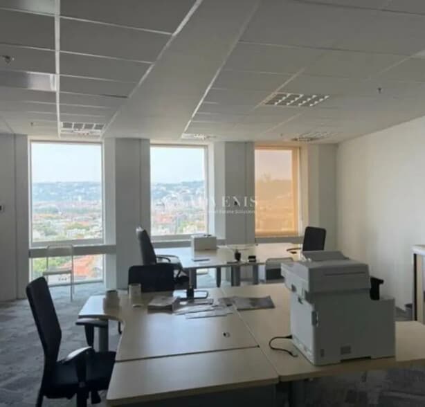 Bureau dans Lyon à louer - Photo de l’immeuble – Image 3 sur 4