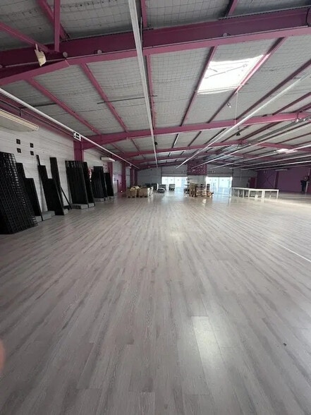 Local commercial dans Biganos à louer - Photo intérieure – Image 1 sur 9