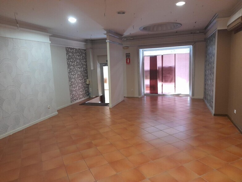 Local commercial dans Cáceres, Cáceres à louer - Photo de l’immeuble – Image 3 sur 22
