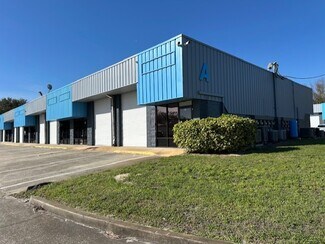 Plus de détails pour 3815 N US Hwy 1, Cocoa, FL - Local d'activités à louer
