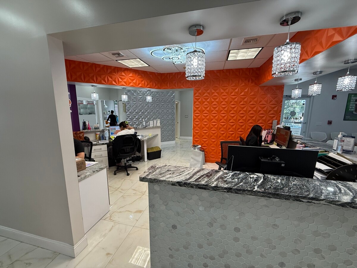 2751 Executive Park Dr, Weston, FL 33331 - Lot 204-205 - - Photo intérieure - Image 1 of 4