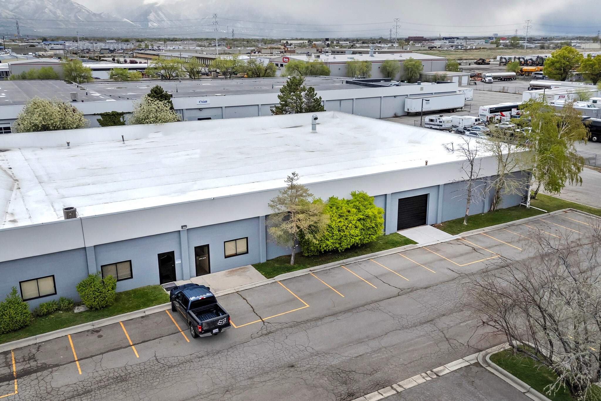 3101 W 2100 S, Salt Lake City, UT à louer Photo de l’immeuble– Image 1 sur 24