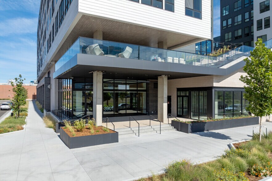 3901 Wynkoop St, Denver, CO à louer - Photo de l’immeuble – Image 2 sur 4