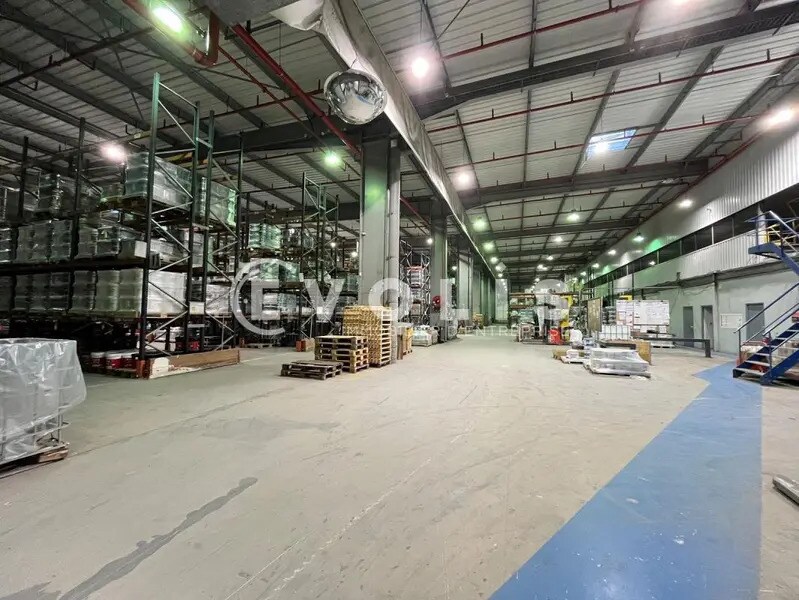 Industriel/Logistique dans Canéjan à louer Photo de l’immeuble– Image 1 sur 14