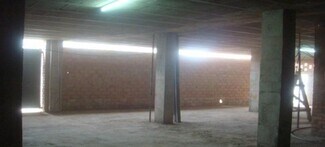 Plus de détails pour Local commercial à vendre