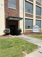 229 Montgomery Ave, Albemarle, NC à louer Photo de l’immeuble– Image 2 sur 24