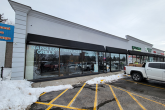1100 Simcoe St N, Oshawa, ON à louer Photo de l’immeuble– Image 2 sur 2