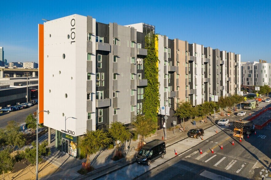 1004 16th St, San Francisco, CA à louer - Photo de l’immeuble – Image 2 sur 2