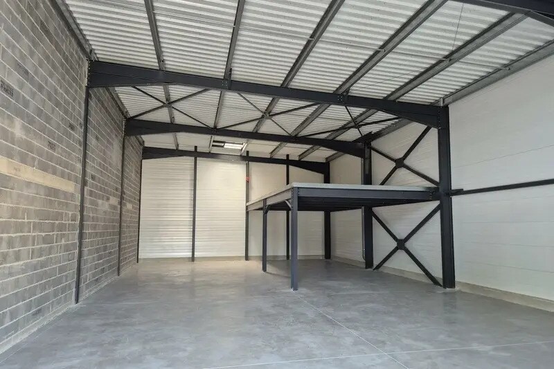 Local d'activités dans Perpignan à vendre - Photo de l’immeuble – Image 2 sur 11