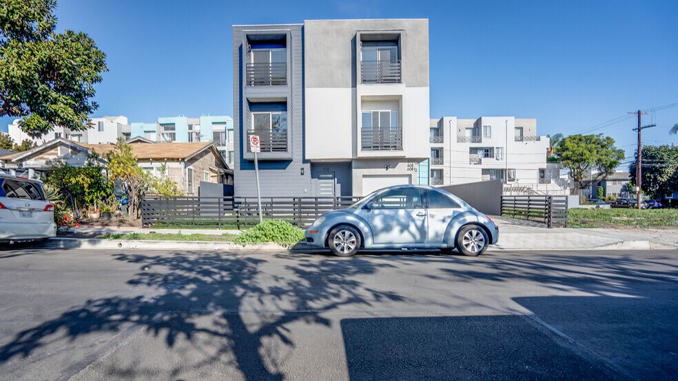 610 N Gramercy Pl, Los Angeles, CA à vendre - Photo de l’immeuble – Image 3 sur 18