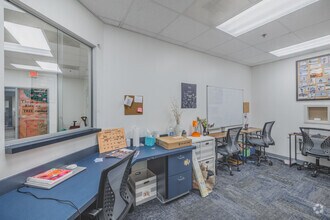 570 Long Point Rd, Mount Pleasant, SC à louer Photo intérieure– Image 2 sur 16