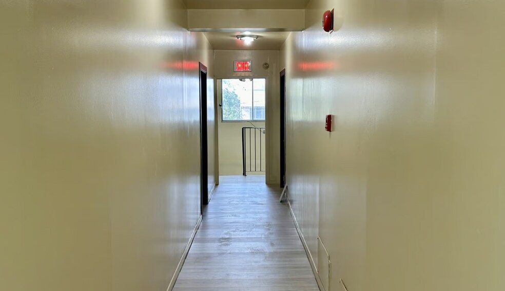 1522 Rue Saint-Joseph, Longueuil, QC à vendre - Photo intérieure – Image 3 sur 11