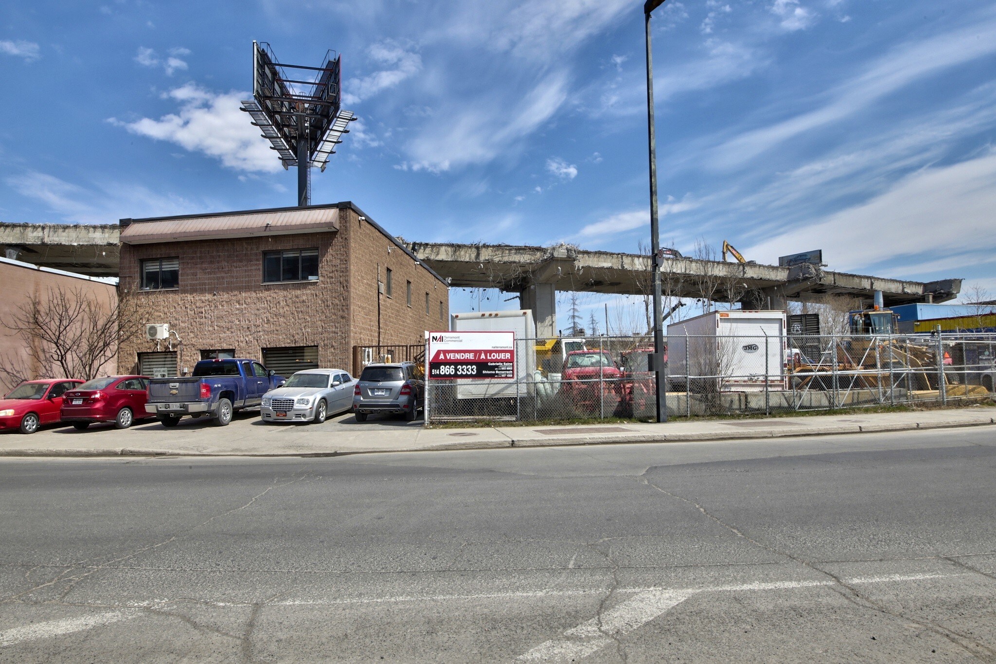2155 Av de l'Église, Montréal, QC à vendre Photo principale– Image 1 sur 4