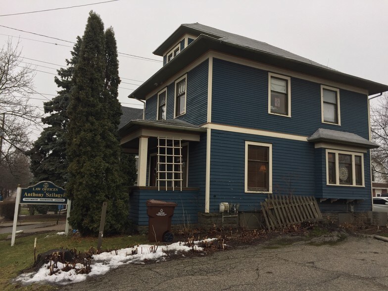 110 S Clemens Ave, Lansing, MI à vendre - Photo de l’immeuble – Image 2 sur 4