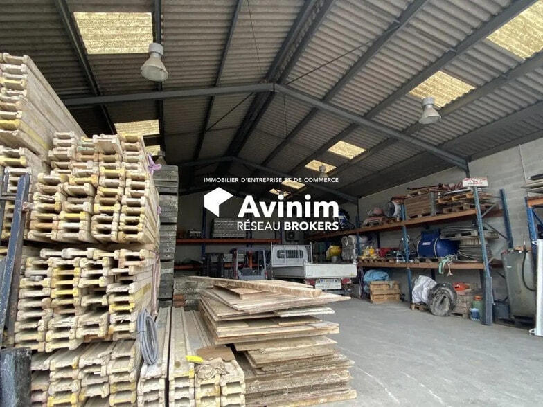 Local d'activités dans Fayence à vendre - Photo de l’immeuble – Image 3 sur 29