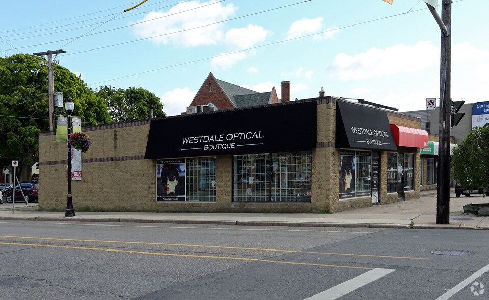 1050 King St W, Hamilton, ON à louer - Photo de l’immeuble – Image 2 sur 6