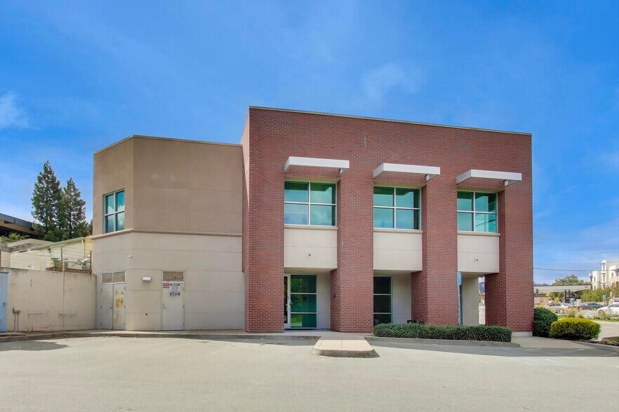 785 Ygnacio Valley Rd, Walnut Creek, CA à vendre - Photo de l’immeuble – Image 2 sur 47
