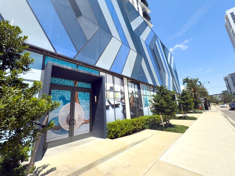 320 S Federal Hwy, Hollywood, FL à louer - Photo de l’immeuble – Image 2 sur 11