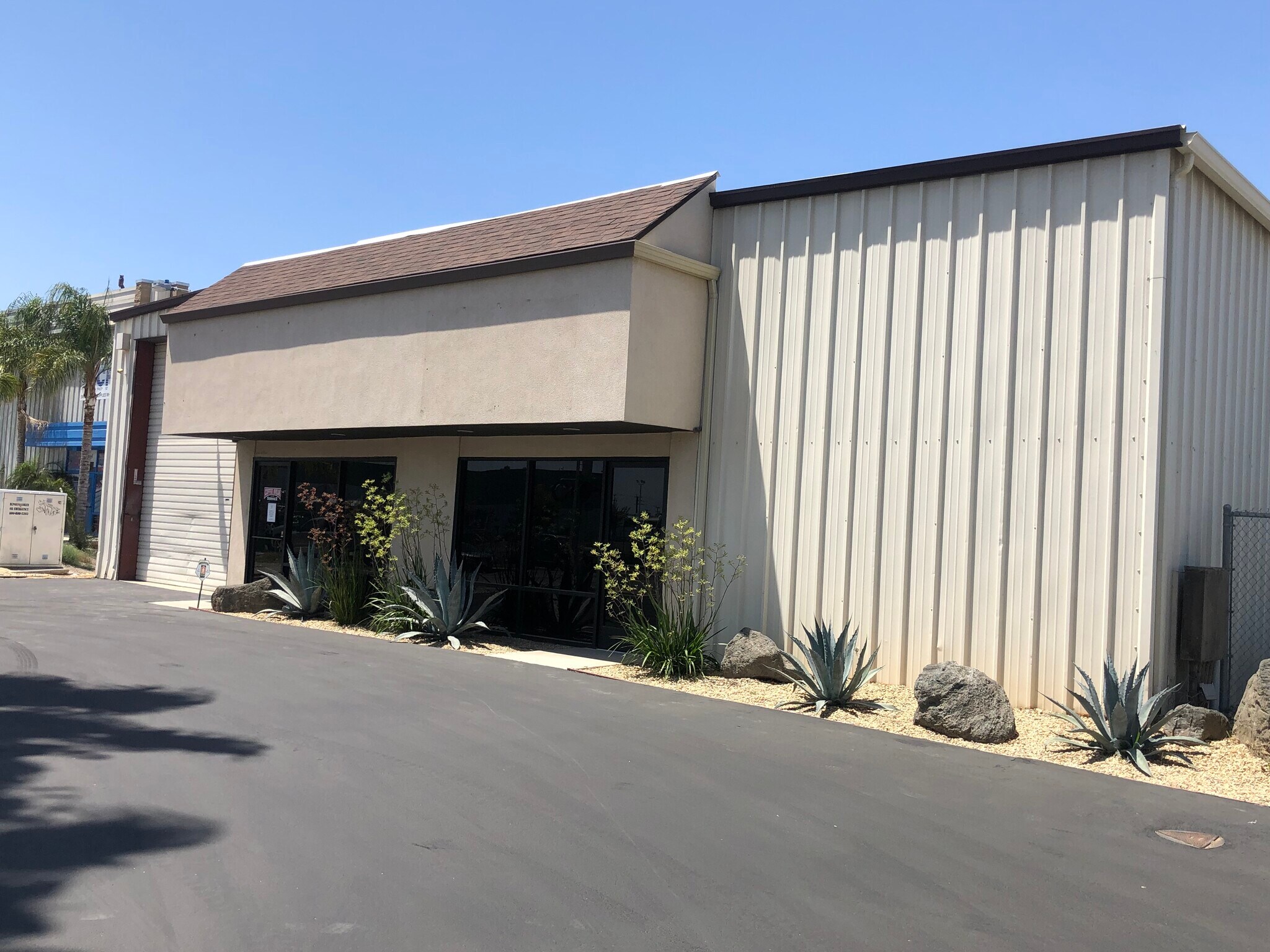 4551 Grissom St, Bakersfield, CA à louer Photo de l’immeuble– Image 1 sur 4