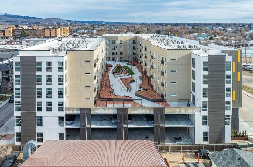 4220 Adams St, Garden City, ID à louer - Photo de l’immeuble – Image 3 sur 15