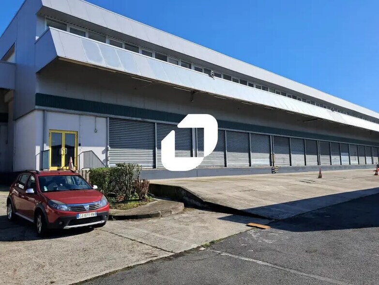 Industriel/Logistique dans Aulnay-sous-Bois à louer - Photo de l’immeuble – Image 3 sur 10