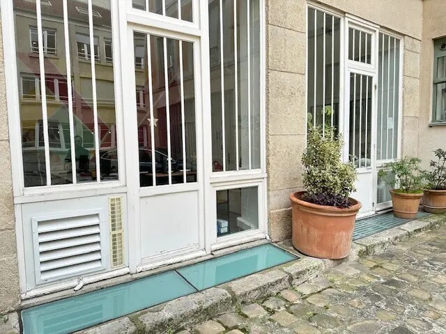 Plus de détails pour 2 Rue De La Roquette, Paris - Bureau à louer
