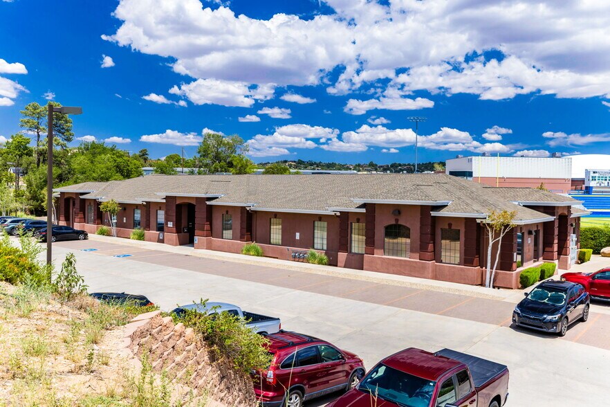 804 Ainsworth Dr, Prescott, AZ à louer - Photo de l’immeuble – Image 3 sur 26