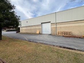 400 Feheley Dr, King Of Prussia, PA à louer Photo intérieure– Image 1 sur 1